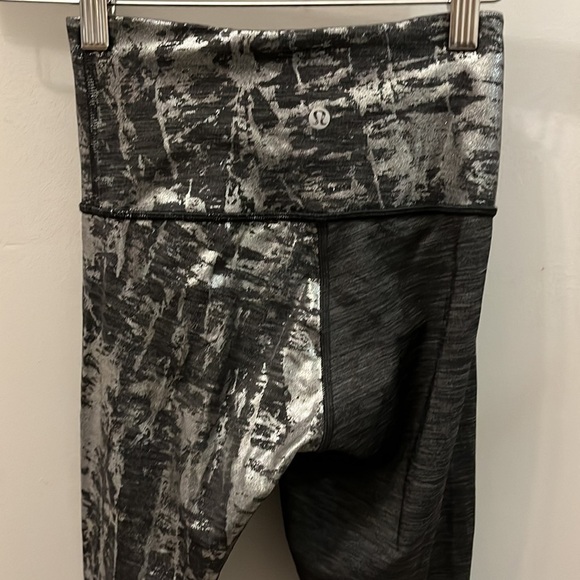 Lululemon Wunder Under Leggings High-Rise Tight Foil Size 2 - Picture 6 of 9